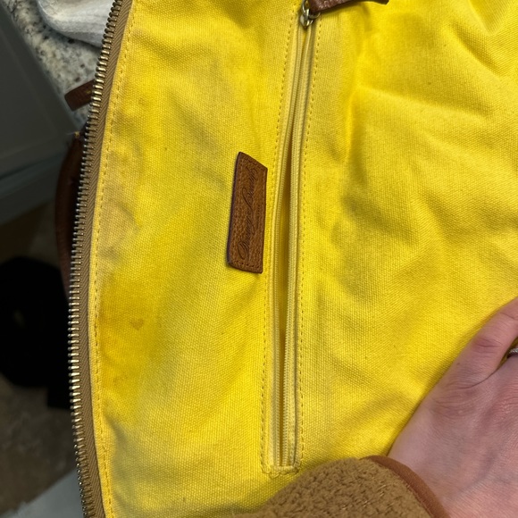 Dooney & Bourke red canvas satchel w crossbody strap - Picture 5 of 16